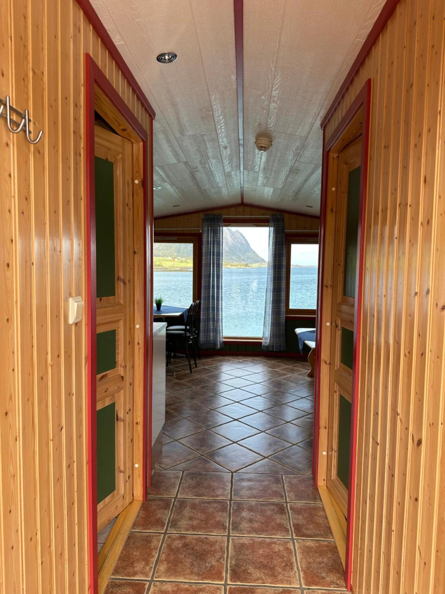 Fjordcamp Lodge *